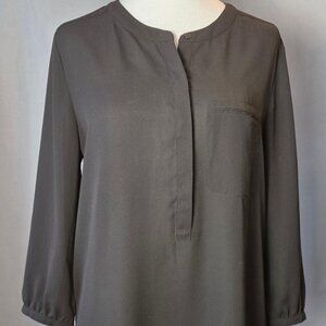 NYDJ Black Blouse Medium | 3/4 Sleeve Work Career Top | Pleated Back